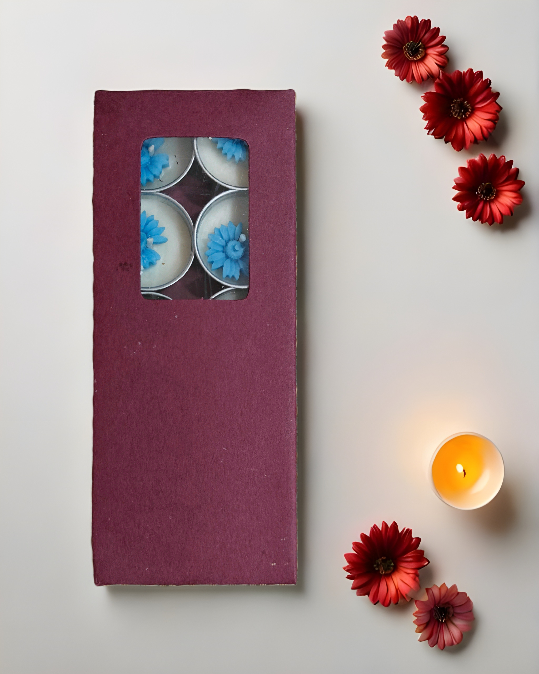 T-Light with Daisy topping - Pack of 2 - Image 4