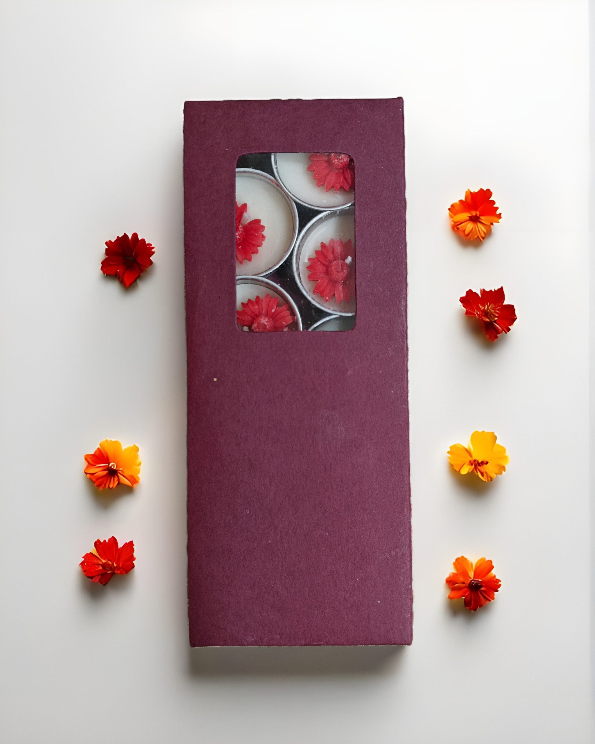 T-Light with Daisy topping - Pack of 2 - Image 3