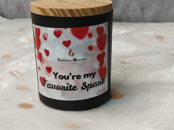 'Favorite Spark' Scented Candle