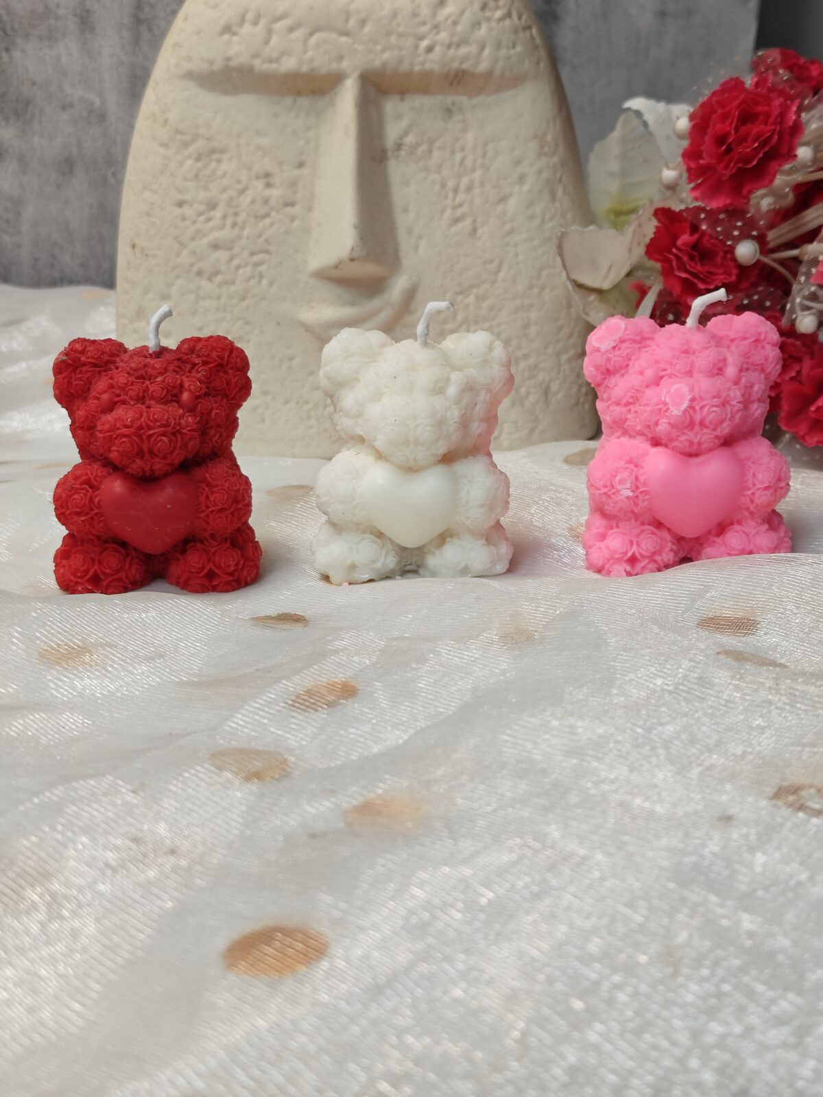 Little Peony Carved Teddy Soy Candle - Image 3