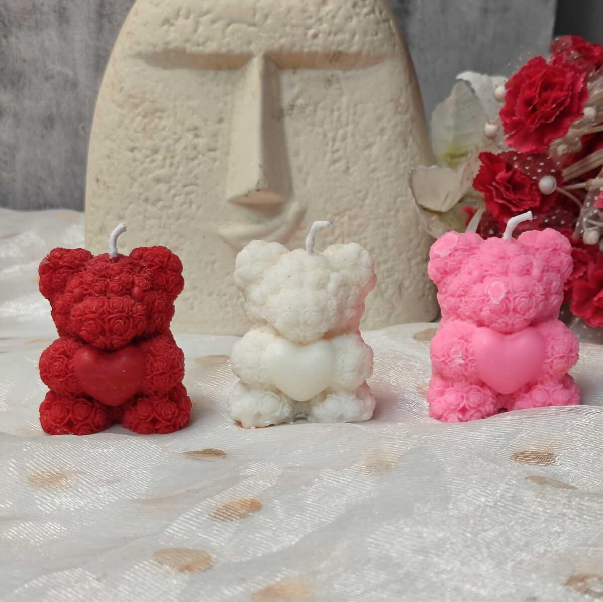 Little Peony Carved Teddy Soy Candle - Image 2