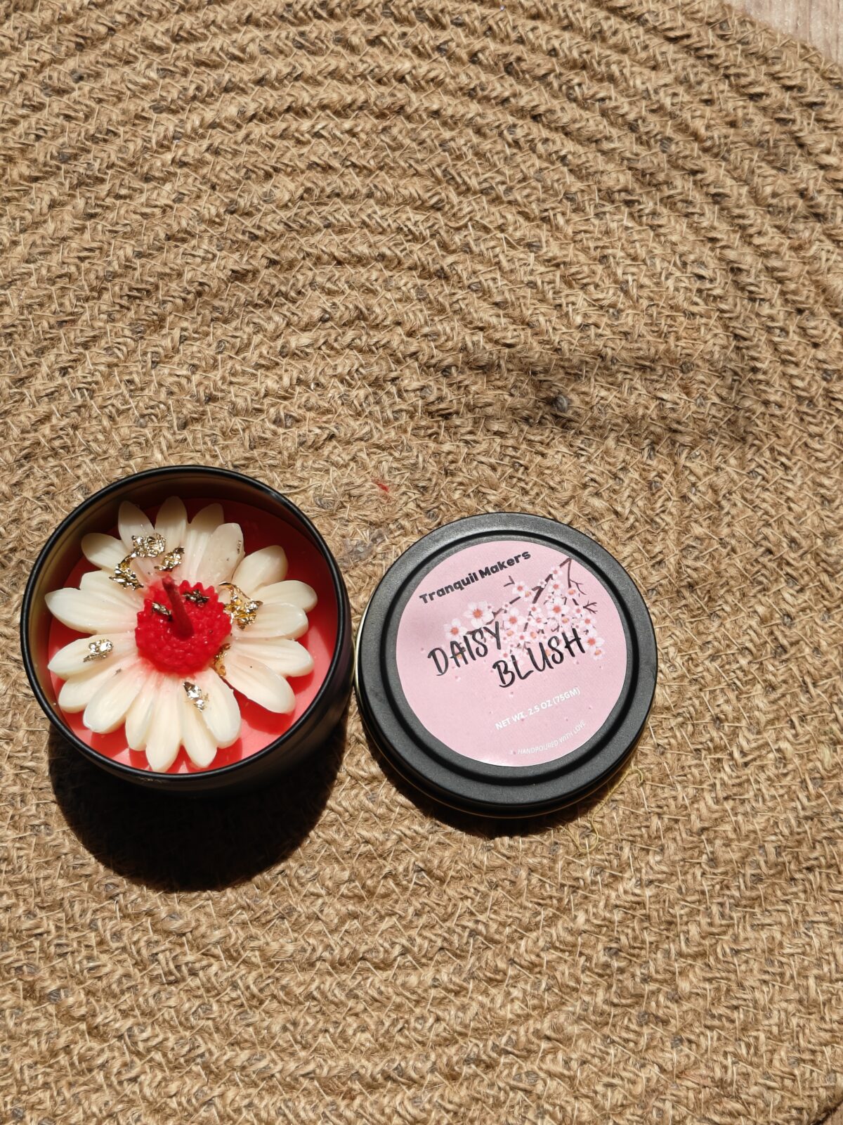 'Daisy Blush' Tin Box Candle - Image 4