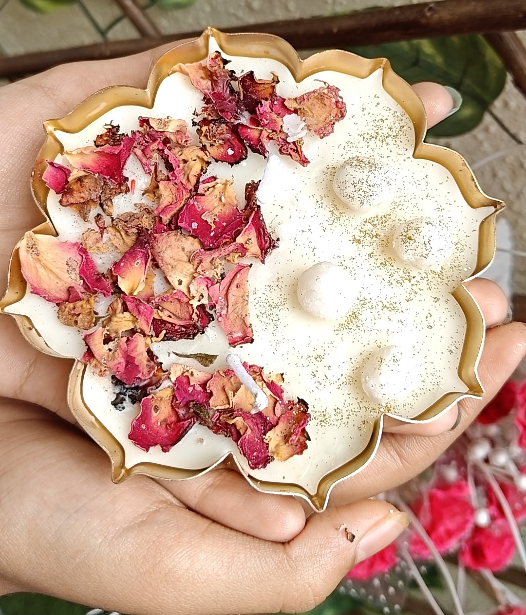 Petal Urli - Rose Theme - 4.5 Inch
