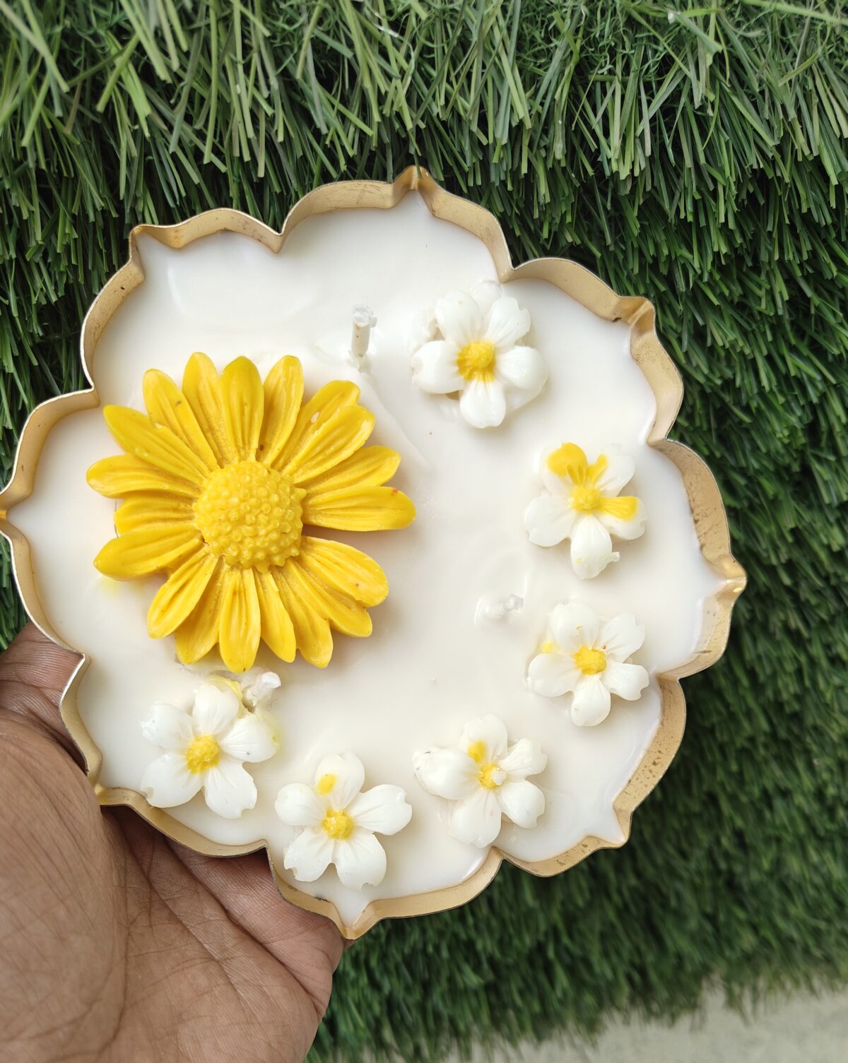 Petal Urli - Daisy Theme - 5.5 Inch